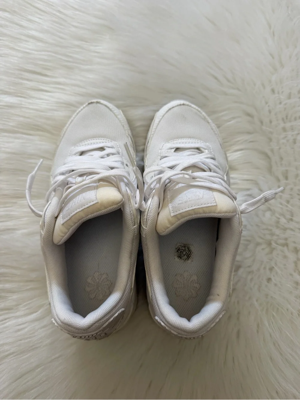 Nike Air Max 90 White Low-Top Sneakers Sz 6.5